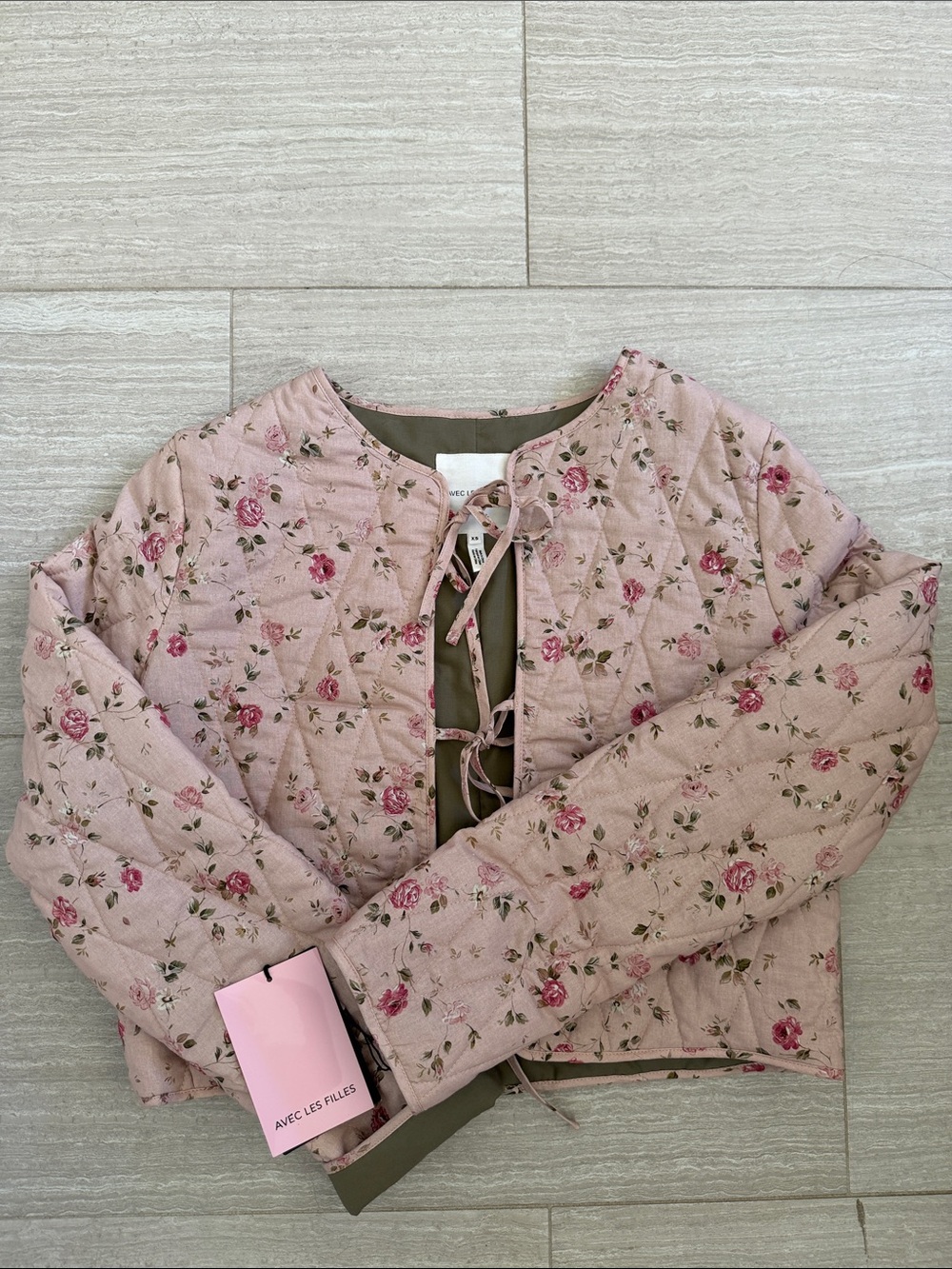 Avec Les Filles Dusty Pink Floral Quilted Tie-Front Jacket
